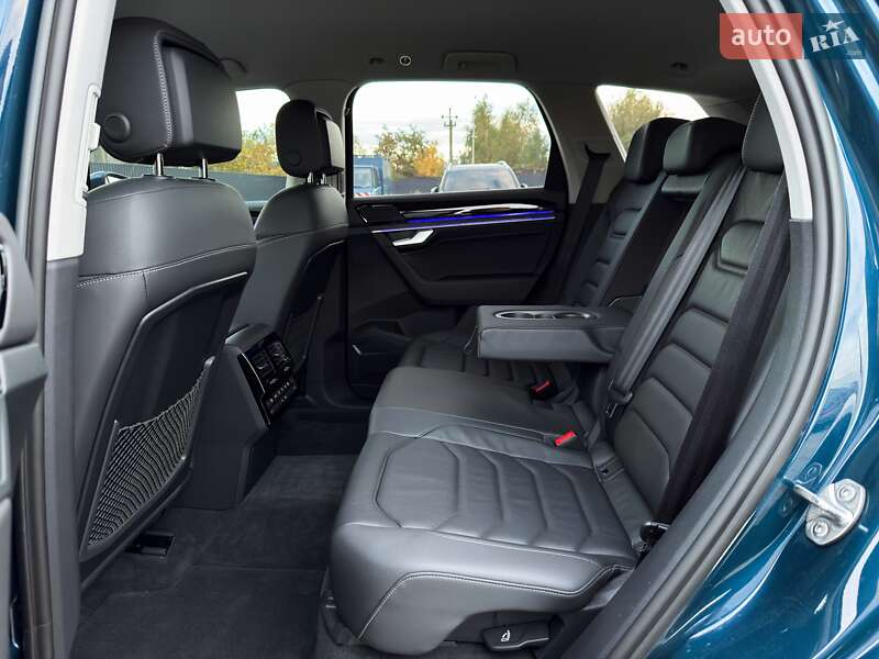 Внедорожник / Кроссовер Volkswagen Touareg 2021 в Луцке