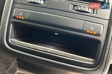 Позашляховик / Кросовер Volkswagen Touareg 2014 в  фото 21 Позашляховик / Кросовер Volkswagen Touareg 2014 в