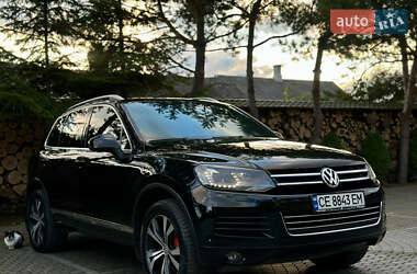 Внедорожник / Кроссовер Volkswagen Touareg 2011 в 