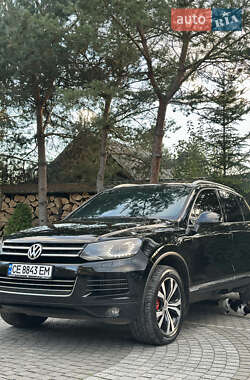 Внедорожник / Кроссовер Volkswagen Touareg 2011 в 