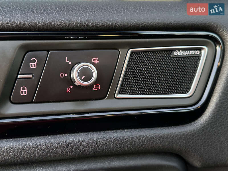 Внедорожник / Кроссовер Volkswagen Touareg 2014 в Черновцах фото 36 Внедорожник / Кроссовер Volkswagen Touareg 2014 в Черновцах