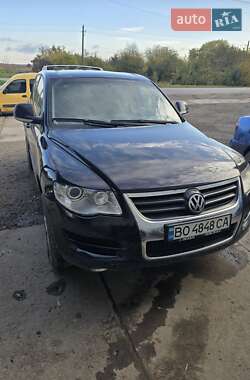 Внедорожник / Кроссовер Volkswagen Touareg 2007 в 