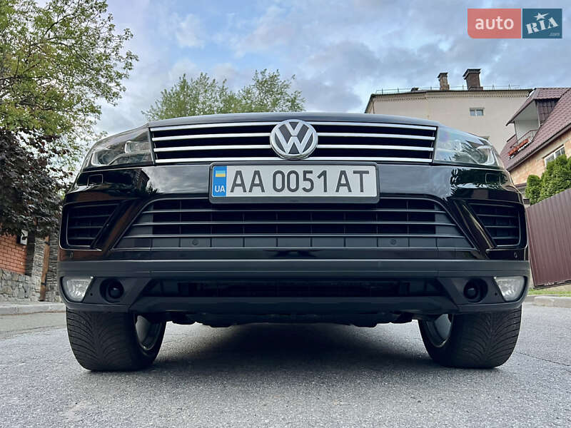 Позашляховик / Кросовер Volkswagen Touareg 2015 в Києві фото 10 Позашляховик / Кросовер Volkswagen Touareg 2015 в Києві