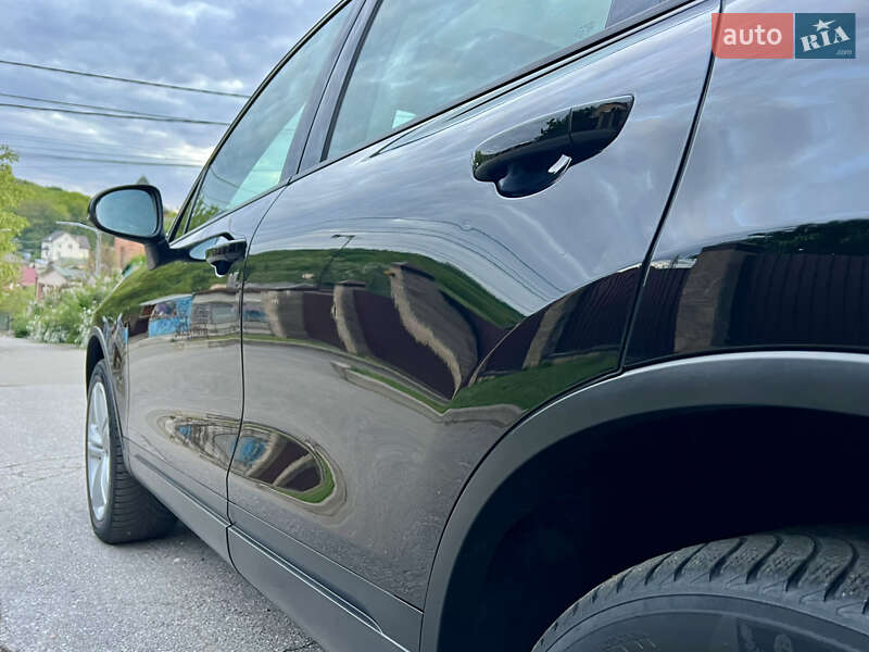 Позашляховик / Кросовер Volkswagen Touareg 2015 в Києві фото 17 Позашляховик / Кросовер Volkswagen Touareg 2015 в Києві