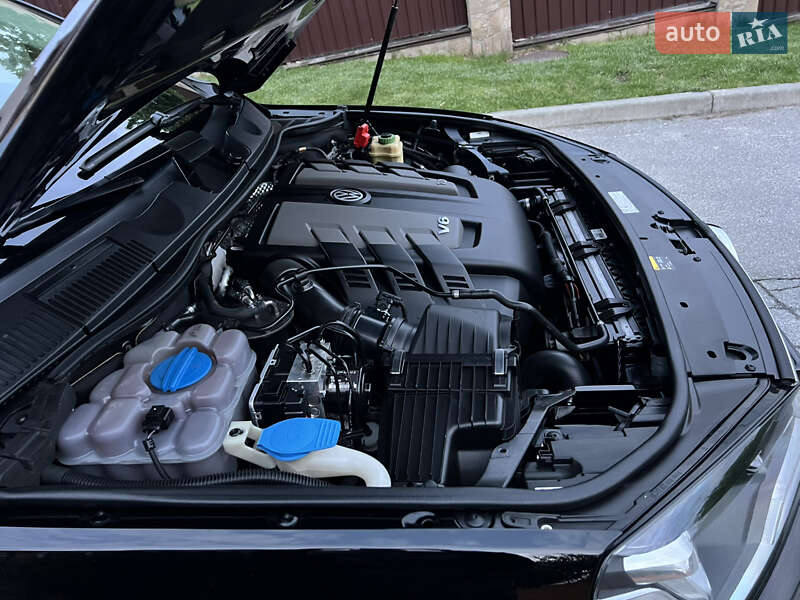 Позашляховик / Кросовер Volkswagen Touareg 2015 в Києві фото 72 Позашляховик / Кросовер Volkswagen Touareg 2015 в Києві