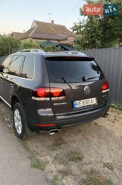 Позашляховик / Кросовер Volkswagen Touareg 2008 в 
