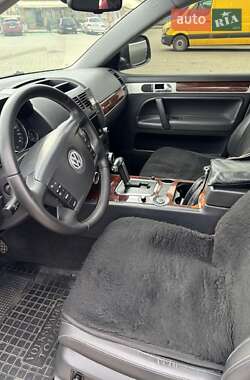Позашляховик / Кросовер Volkswagen Touareg 2008 в  фото 23 Позашляховик / Кросовер Volkswagen Touareg 2008 в
