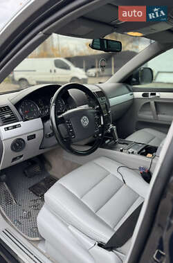 Позашляховик / Кросовер Volkswagen Touareg 2007 в 
