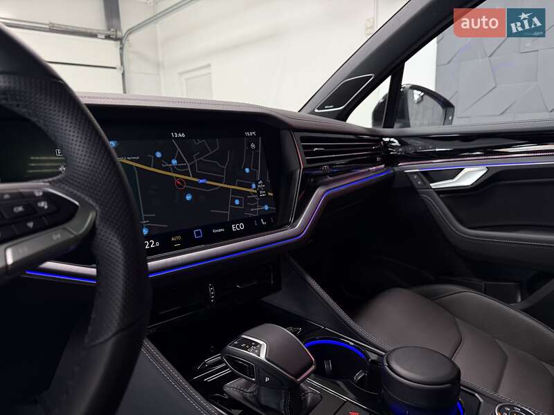 Позашляховик / Кросовер Volkswagen Touareg 2025 в Тернополі