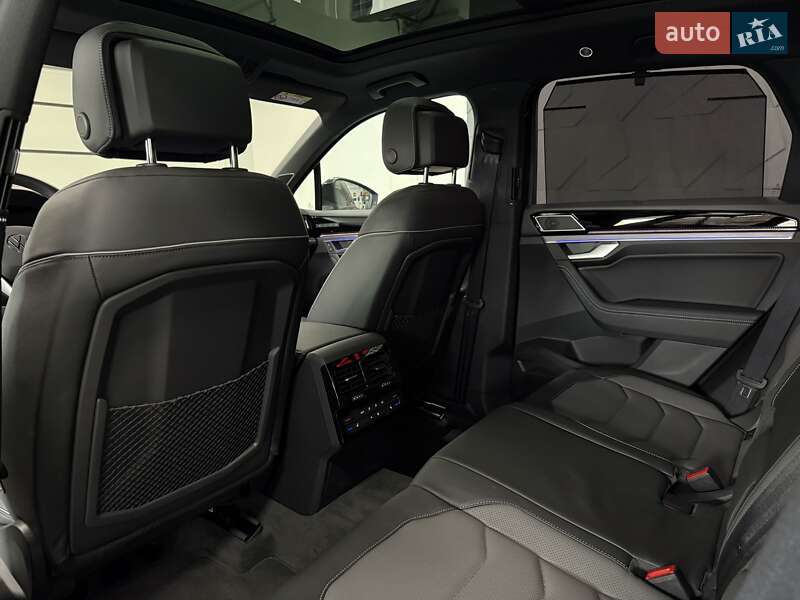 Позашляховик / Кросовер Volkswagen Touareg 2025 в Тернополі