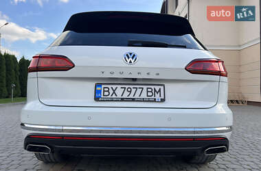 Внедорожник / Кроссовер Volkswagen Touareg 2019 в 