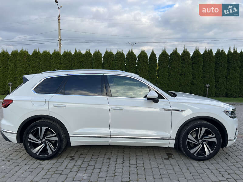 Внедорожник / Кроссовер Volkswagen Touareg 2019 в Дунаевцах фото 25 Внедорожник / Кроссовер Volkswagen Touareg 2019 в Дунаевцах
