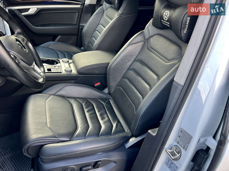 Внедорожник / Кроссовер Volkswagen Touareg 2019 в Дунаевцах фото 37 Внедорожник / Кроссовер Volkswagen Touareg 2019 в Дунаевцах