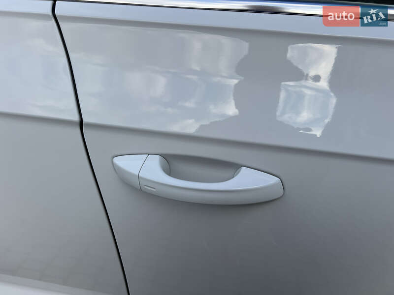 Внедорожник / Кроссовер Volkswagen Touareg 2019 в Дунаевцах фото 58 Внедорожник / Кроссовер Volkswagen Touareg 2019 в Дунаевцах