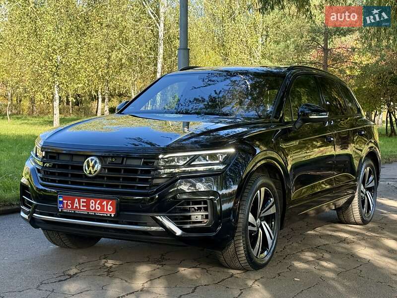 Позашляховик / Кросовер Volkswagen Touareg 2020 в Рівному