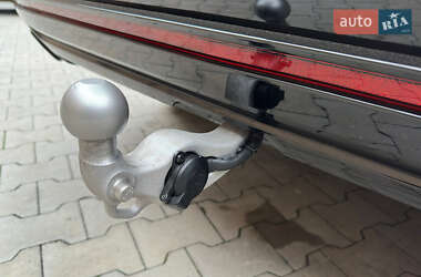 Внедорожник / Кроссовер Volkswagen Touareg 2022 в 