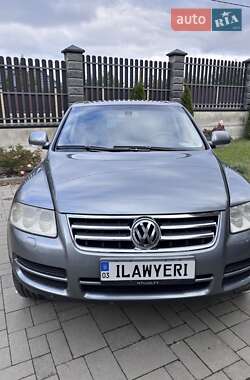 Внедорожник / Кроссовер Volkswagen Touareg 2004 в 