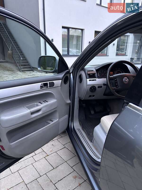 Позашляховик / Кросовер Volkswagen Touareg 2004 в Луцьку фото 10 Позашляховик / Кросовер Volkswagen Touareg 2004 в Луцьку