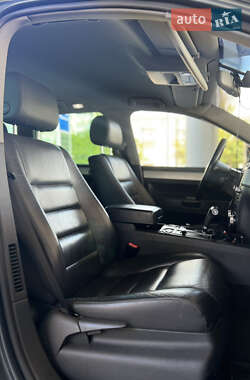Внедорожник / Кроссовер Volkswagen Touareg 2005 в 