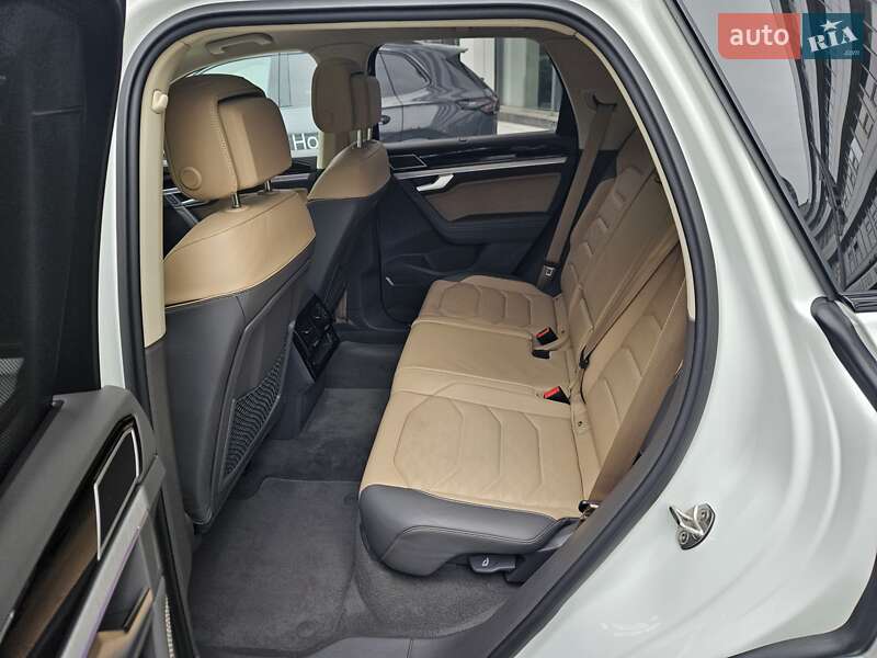 Позашляховик / Кросовер Volkswagen Touareg 2024 в Києві фото 26 Позашляховик / Кросовер Volkswagen Touareg 2024 в Києві