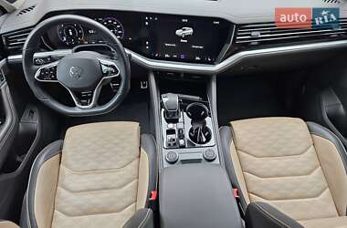 Внедорожник / Кроссовер Volkswagen Touareg 2024 в  фото 44 Внедорожник / Кроссовер Volkswagen Touareg 2024 в