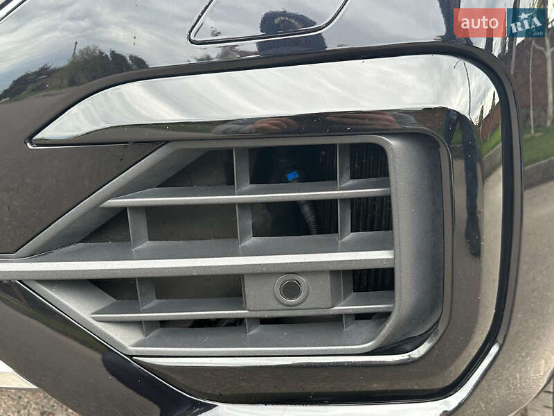 Позашляховик / Кросовер Volkswagen Touareg 2018 в Сарнах фото 36 Позашляховик / Кросовер Volkswagen Touareg 2018 в Сарнах