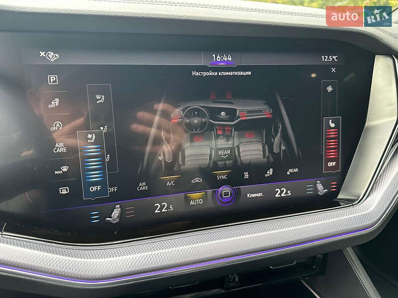 Позашляховик / Кросовер Volkswagen Touareg 2018 в Сарнах фото 50 Позашляховик / Кросовер Volkswagen Touareg 2018 в Сарнах