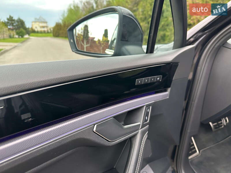 Позашляховик / Кросовер Volkswagen Touareg 2018 в Сарнах фото 95 Позашляховик / Кросовер Volkswagen Touareg 2018 в Сарнах