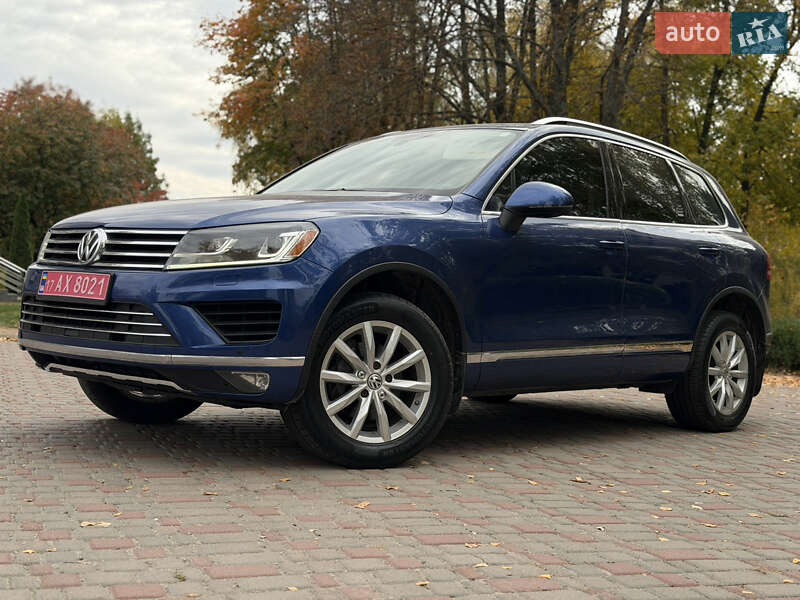 Внедорожник / Кроссовер Volkswagen Touareg 2017 в Лубнах