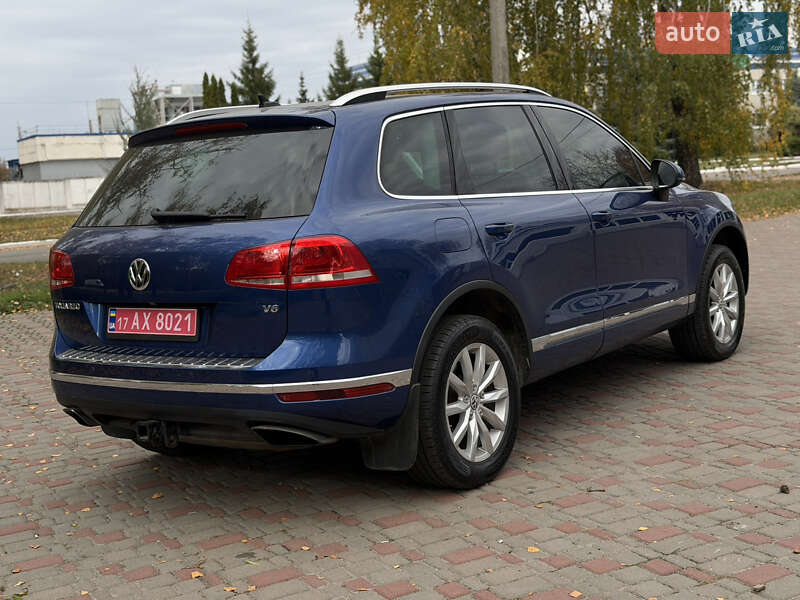 Внедорожник / Кроссовер Volkswagen Touareg 2017 в Лубнах