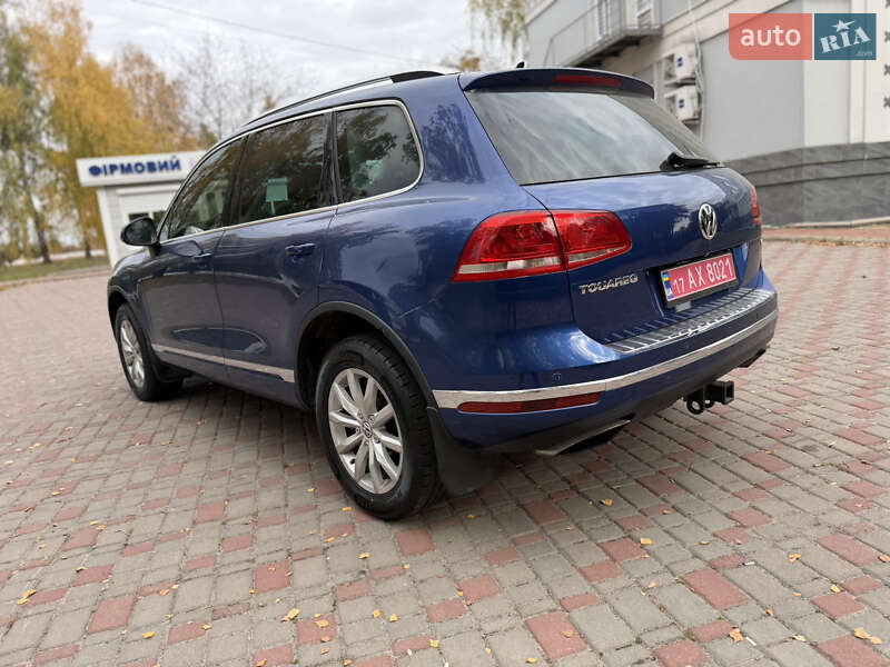 Внедорожник / Кроссовер Volkswagen Touareg 2017 в Лубнах