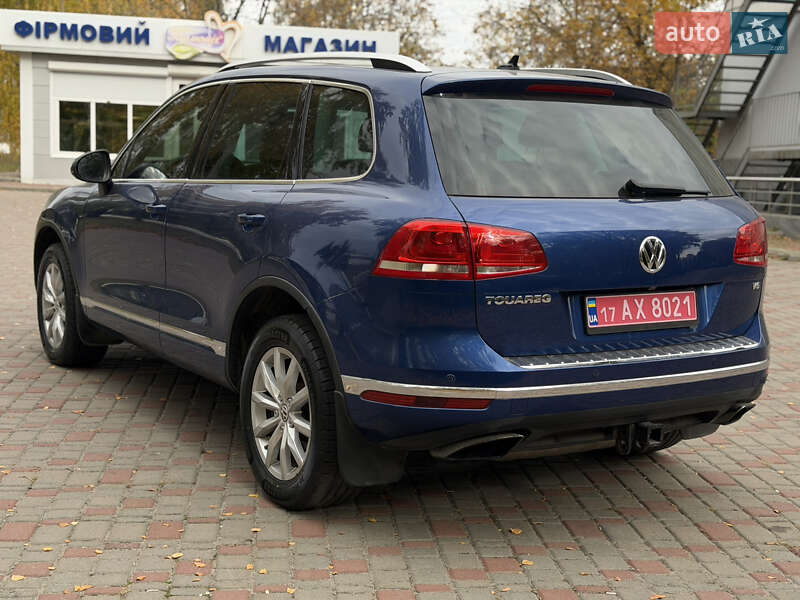 Внедорожник / Кроссовер Volkswagen Touareg 2017 в Лубнах