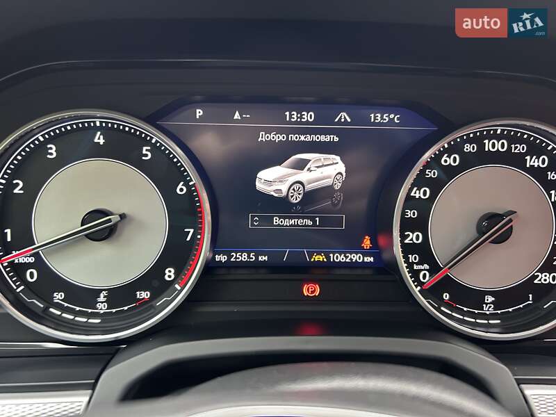 Позашляховик / Кросовер Volkswagen Touareg 2019 в Києві фото 17 Позашляховик / Кросовер Volkswagen Touareg 2019 в Києві