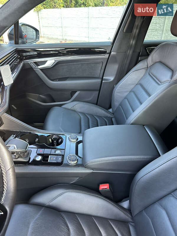 Внедорожник / Кроссовер Volkswagen Touareg 2019 в Днепре фото 12 Внедорожник / Кроссовер Volkswagen Touareg 2019 в Днепре