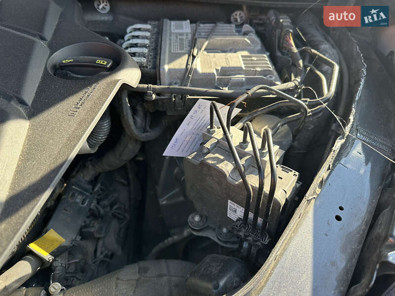 Внедорожник / Кроссовер Volkswagen Touareg 2019 в Днепре фото 34 Внедорожник / Кроссовер Volkswagen Touareg 2019 в Днепре