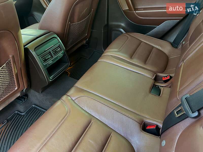 Внедорожник / Кроссовер Volkswagen Touareg 2013 в Надворной фото 4 Внедорожник / Кроссовер Volkswagen Touareg 2013 в Надворной