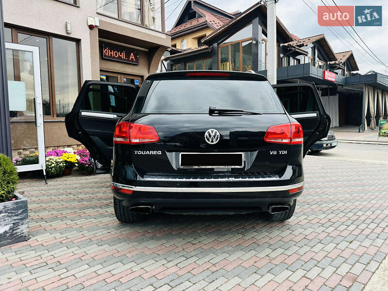 Внедорожник / Кроссовер Volkswagen Touareg 2015 в Грушево