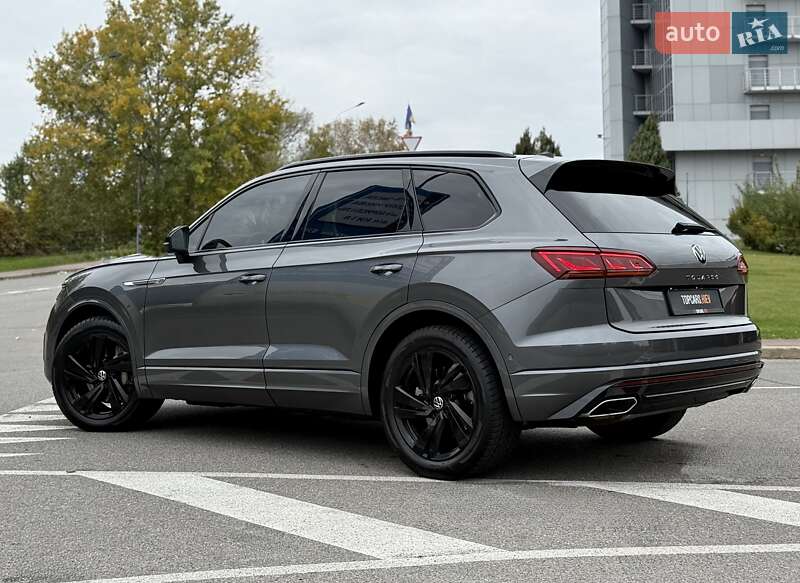 Внедорожник / Кроссовер Volkswagen Touareg 2023 в Киеве