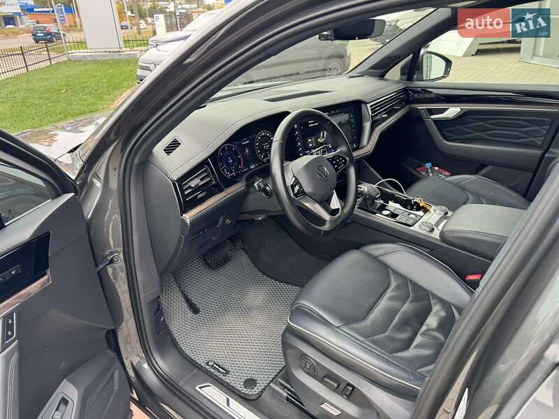 Внедорожник / Кроссовер Volkswagen Touareg 2021 в Полтаве фото 15 Внедорожник / Кроссовер Volkswagen Touareg 2021 в Полтаве