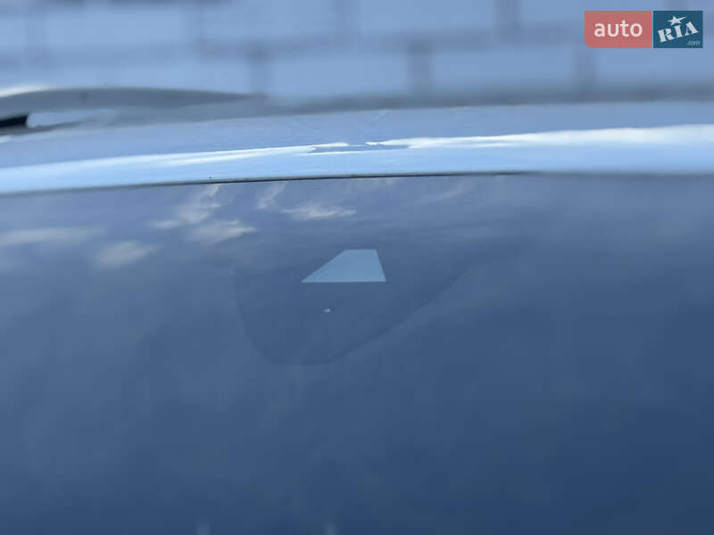 Позашляховик / Кросовер Volkswagen Touareg 2015 в Києві фото 10 Позашляховик / Кросовер Volkswagen Touareg 2015 в Києві