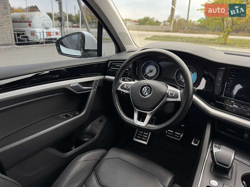 Внедорожник / Кроссовер Volkswagen Touareg 2020 в Харькове фото 16 Внедорожник / Кроссовер Volkswagen Touareg 2020 в Харькове