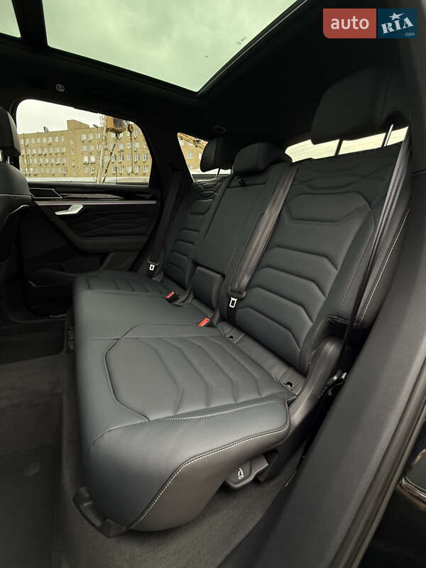 Внедорожник / Кроссовер Volkswagen Touareg 2025 в Киеве фото 37 Внедорожник / Кроссовер Volkswagen Touareg 2025 в Киеве