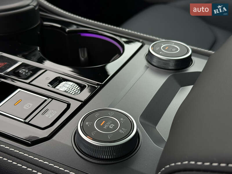 Внедорожник / Кроссовер Volkswagen Touareg 2025 в Киеве фото 48 Внедорожник / Кроссовер Volkswagen Touareg 2025 в Киеве