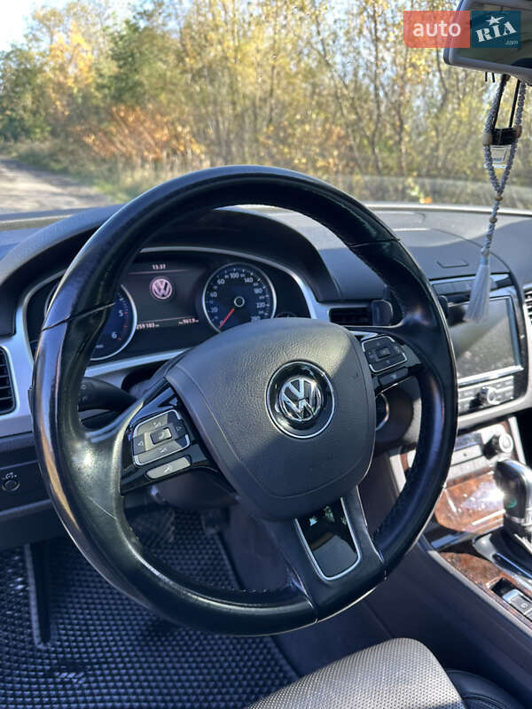 Внедорожник / Кроссовер Volkswagen Touareg 2011 в Калуше фото 12 Внедорожник / Кроссовер Volkswagen Touareg 2011 в Калуше