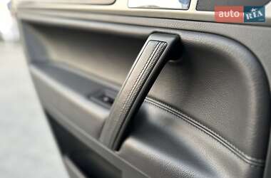 Внедорожник / Кроссовер Volkswagen Touareg 2008 в 