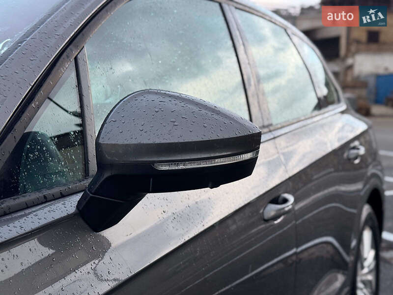 Внедорожник / Кроссовер Volkswagen Touareg 2021 в Киеве фото 17 Внедорожник / Кроссовер Volkswagen Touareg 2021 в Киеве