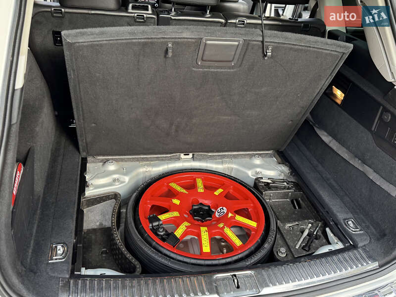 Позашляховик / Кросовер Volkswagen Touareg 2012 в Одесі фото 23 Позашляховик / Кросовер Volkswagen Touareg 2012 в Одесі