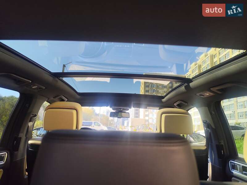 Внедорожник / Кроссовер Volkswagen Touareg 2016 в Хмельницком