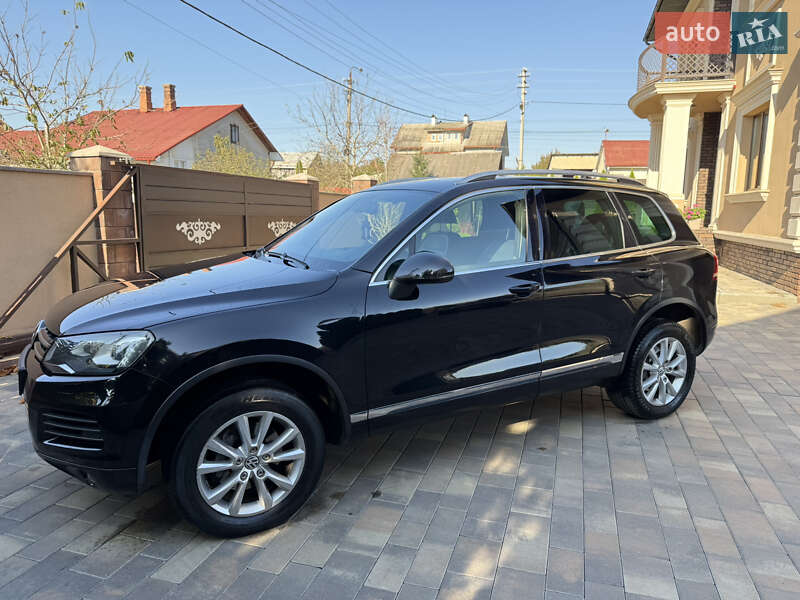 Внедорожник / Кроссовер Volkswagen Touareg 2013 в Черновцах фото 3 Внедорожник / Кроссовер Volkswagen Touareg 2013 в Черновцах