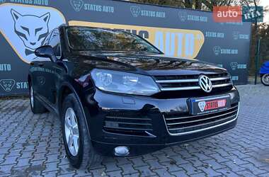 Позашляховик / Кросовер Volkswagen Touareg 2013 в Хмельницькому